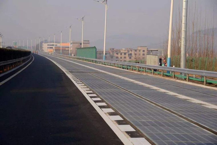光伏高速公路原理，電動(dòng)汽車(chē)在光伏高速上怎樣充電